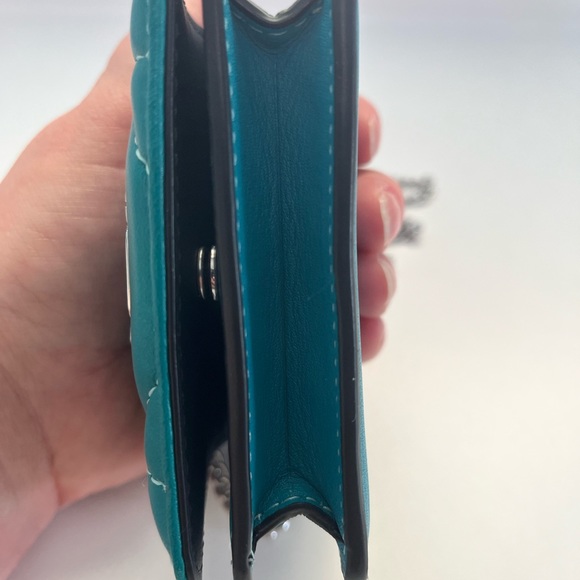 Coach Mini Wallet On A Chain With Puffy Diamond Quilting - Picture 4 of 7